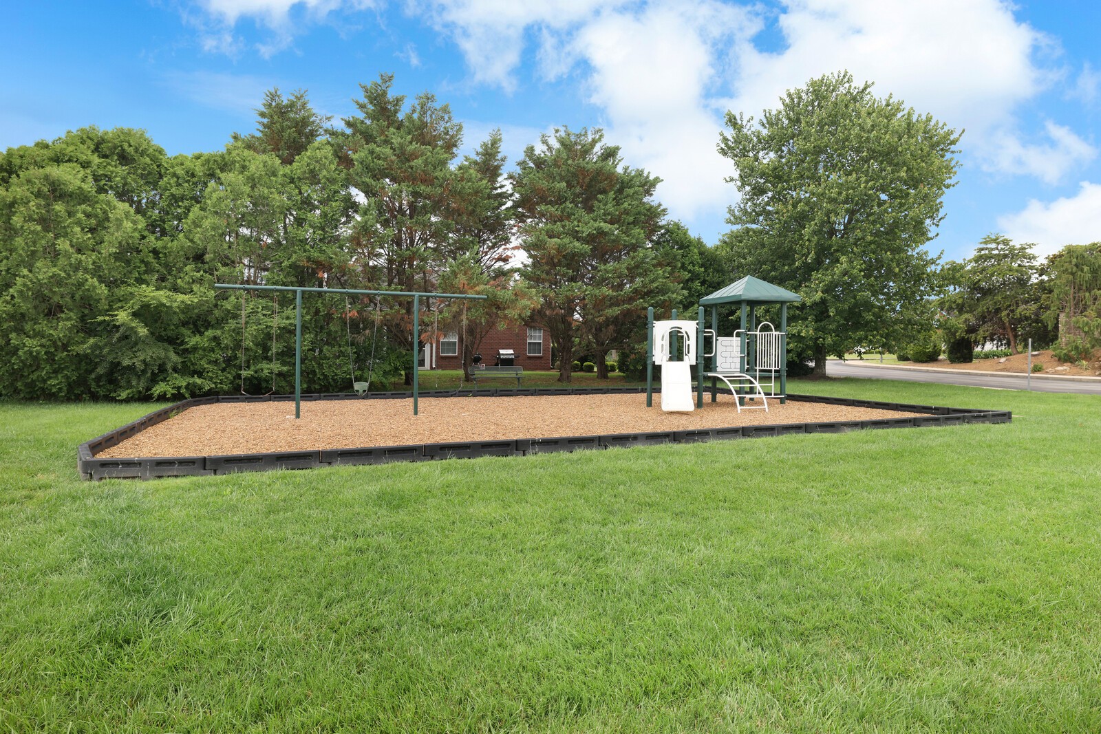 3020 Brookside Path