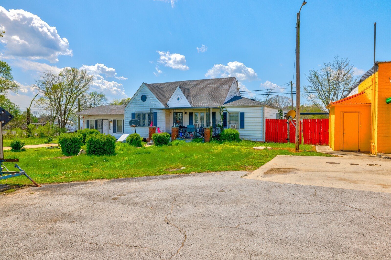 3623 Highway 41A, N