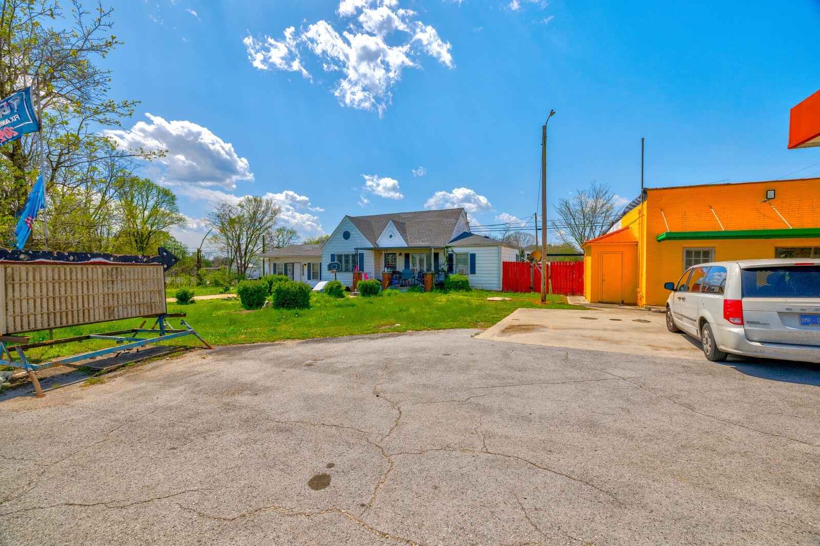 3623 Highway 41A, N