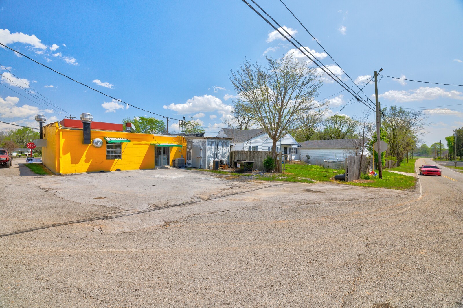 3623 Highway 41A, N