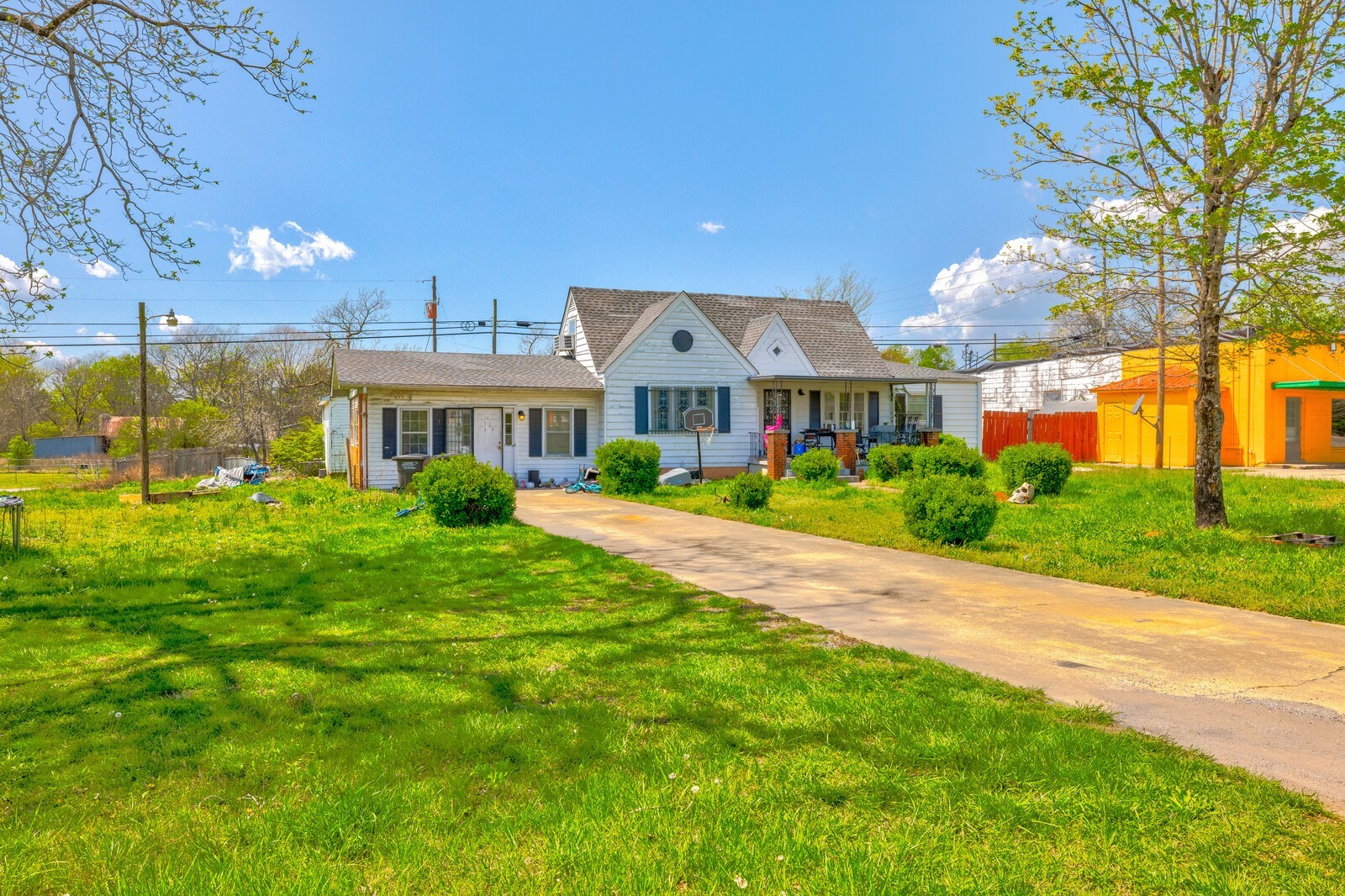 3623 Highway 41A, N