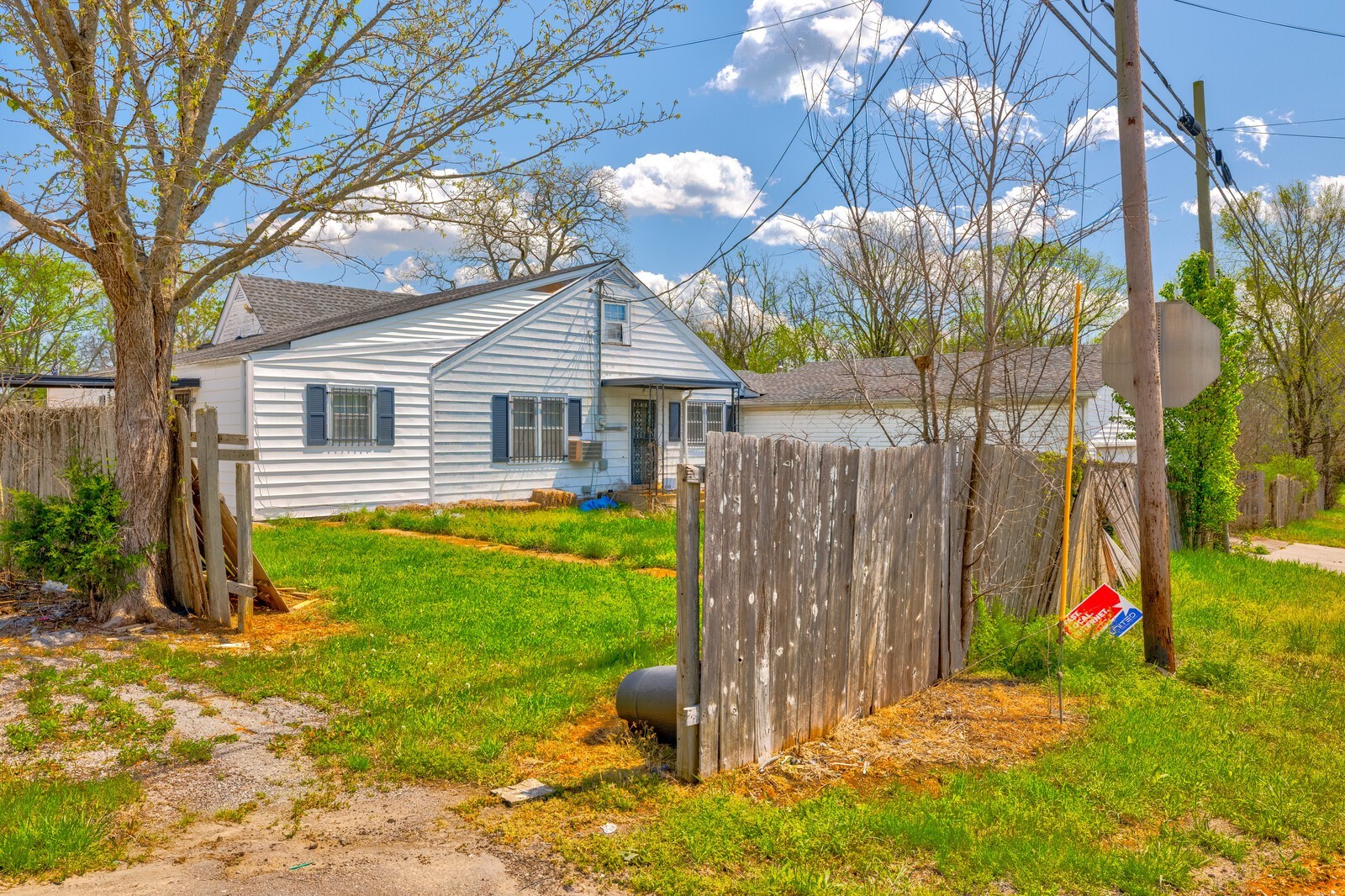 3623 Highway 41A, N