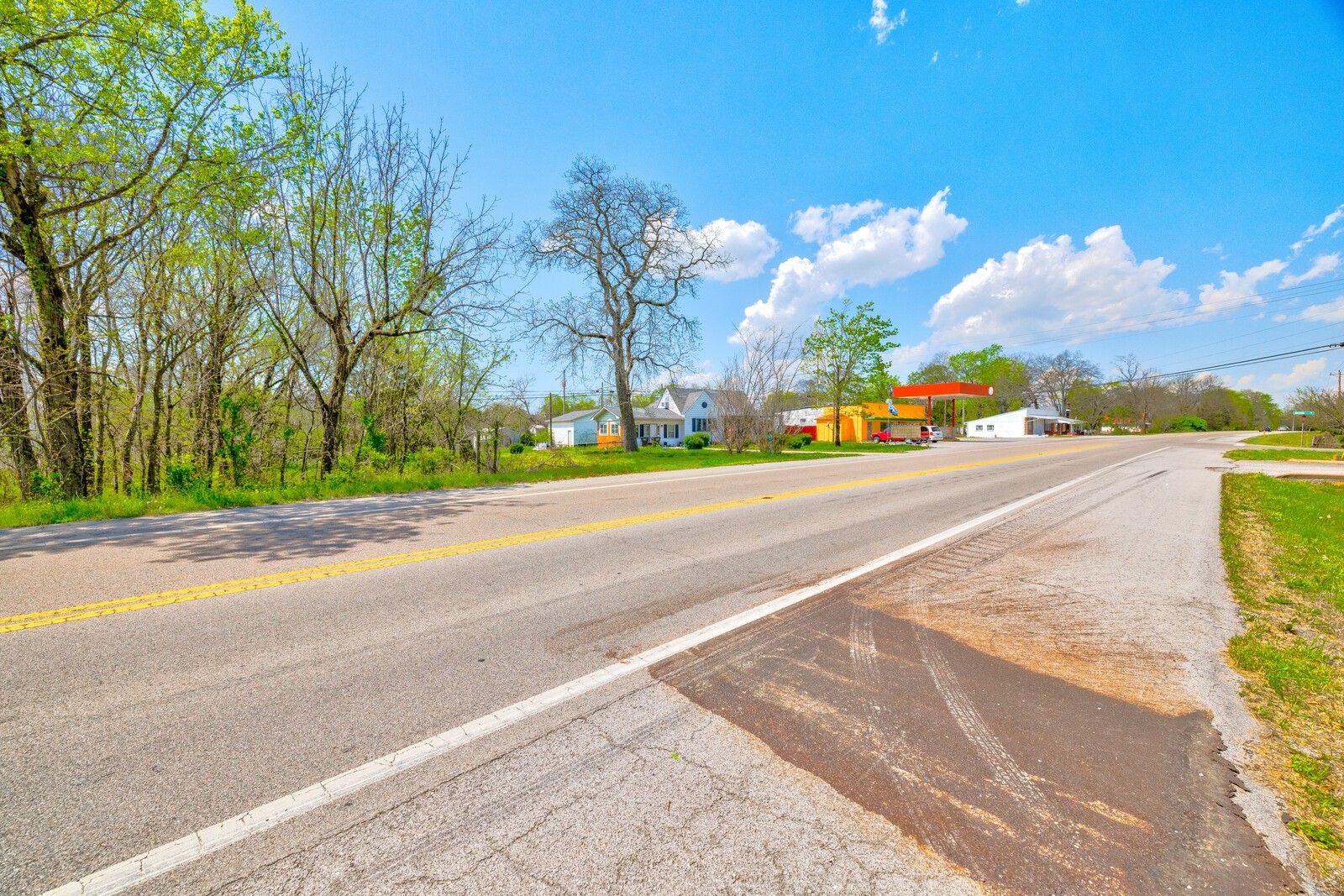 3623 Highway 41A, N