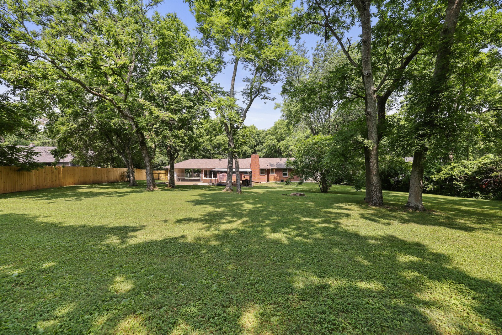 737 Howse Ave