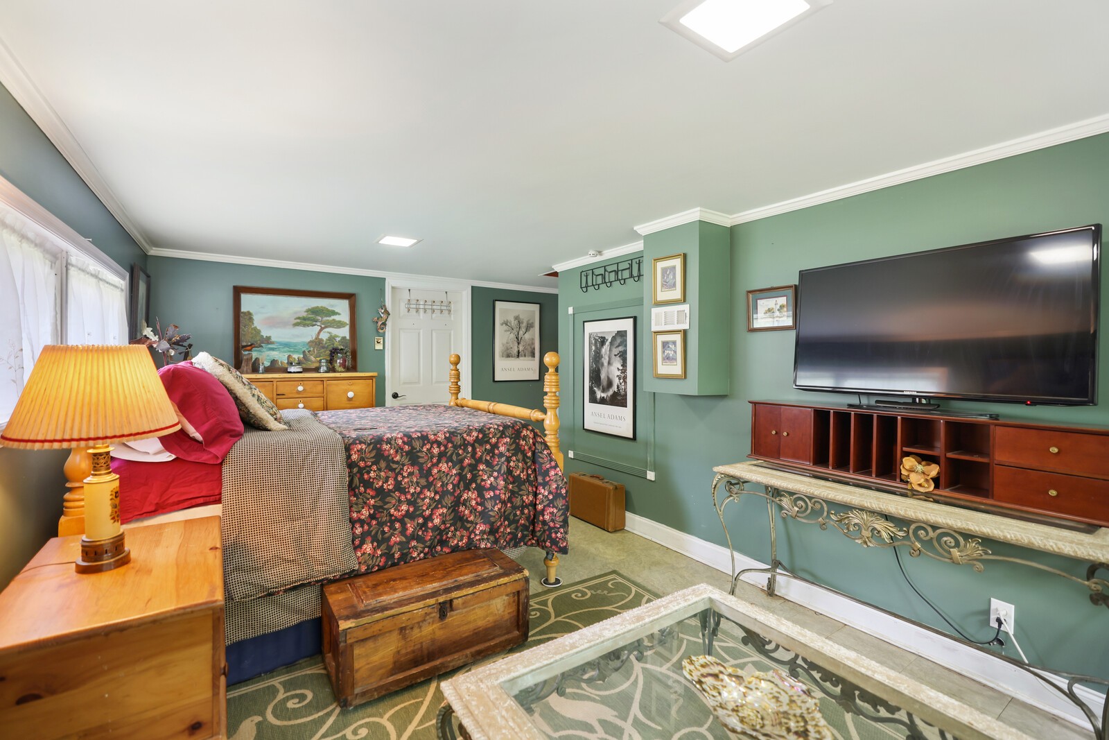 737 Howse Ave