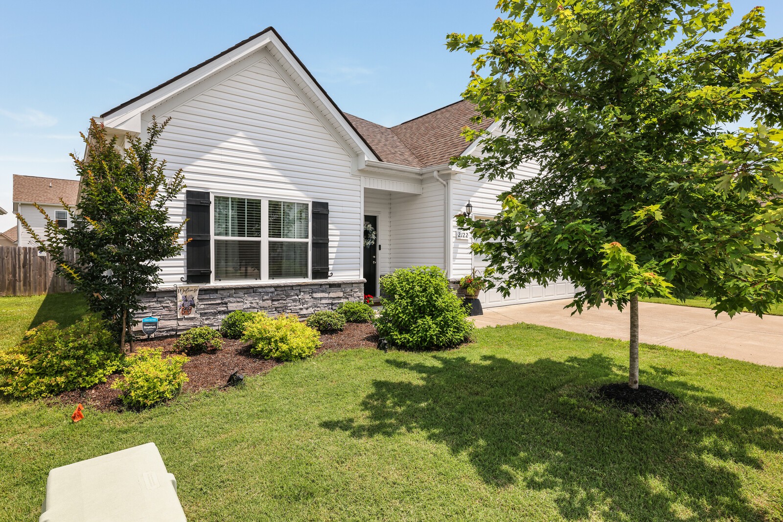 2122 Oak Dr
