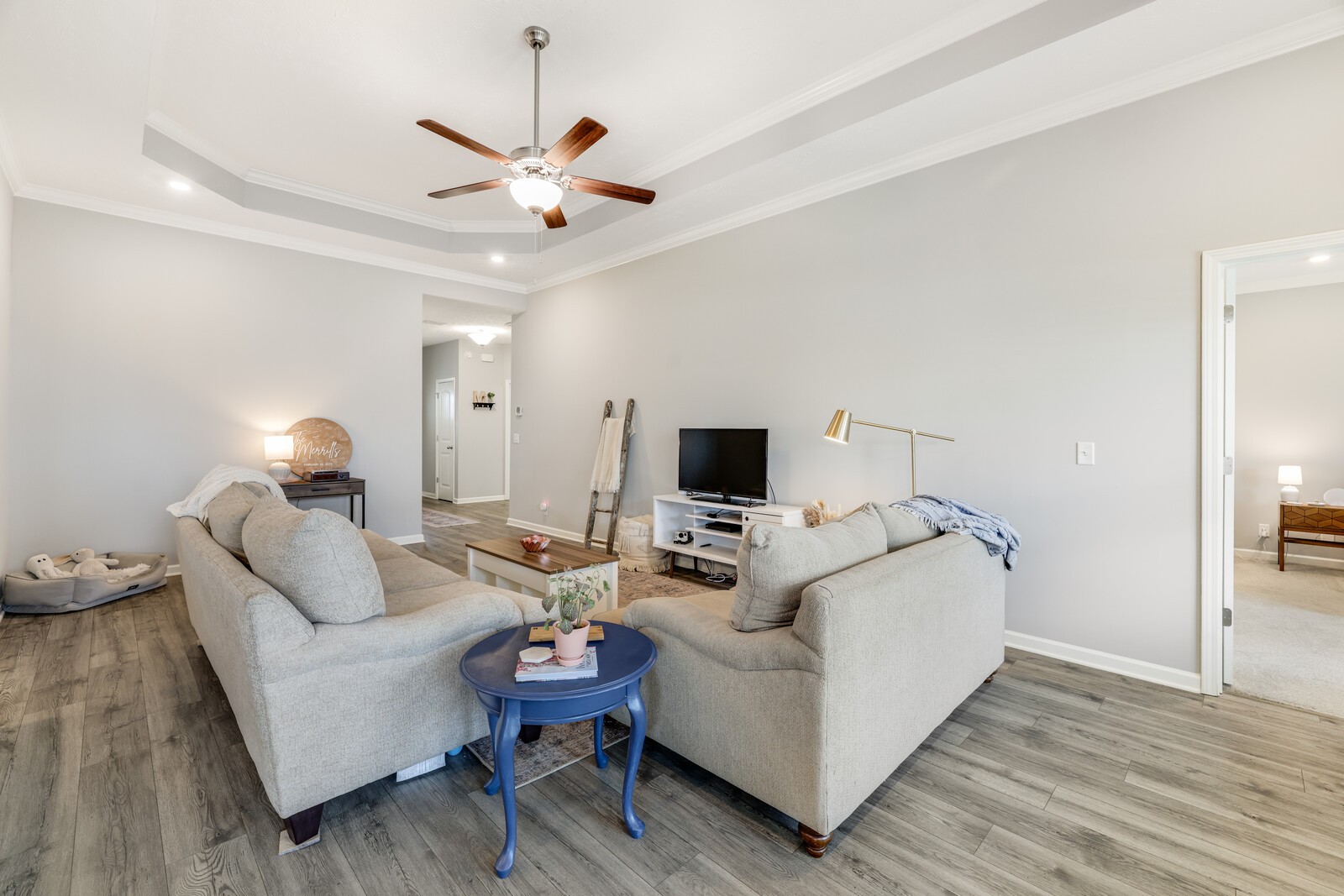 2122 Oak Dr