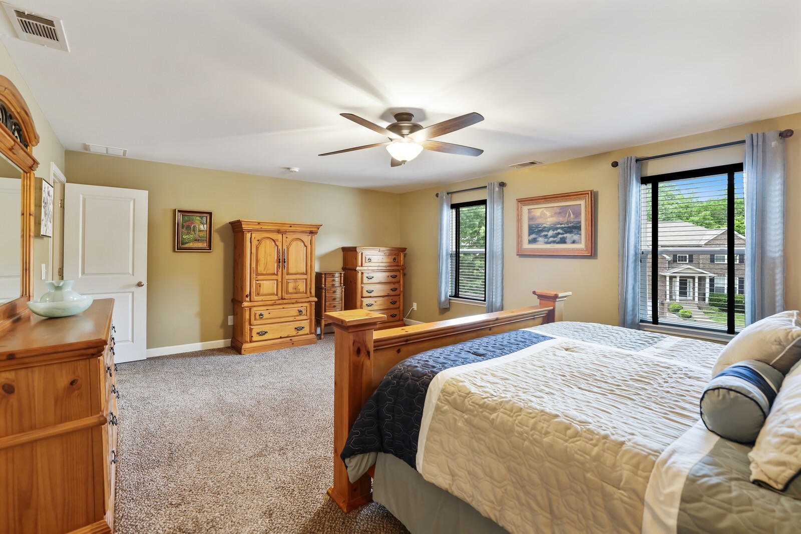 2725 Amber Crest Ct