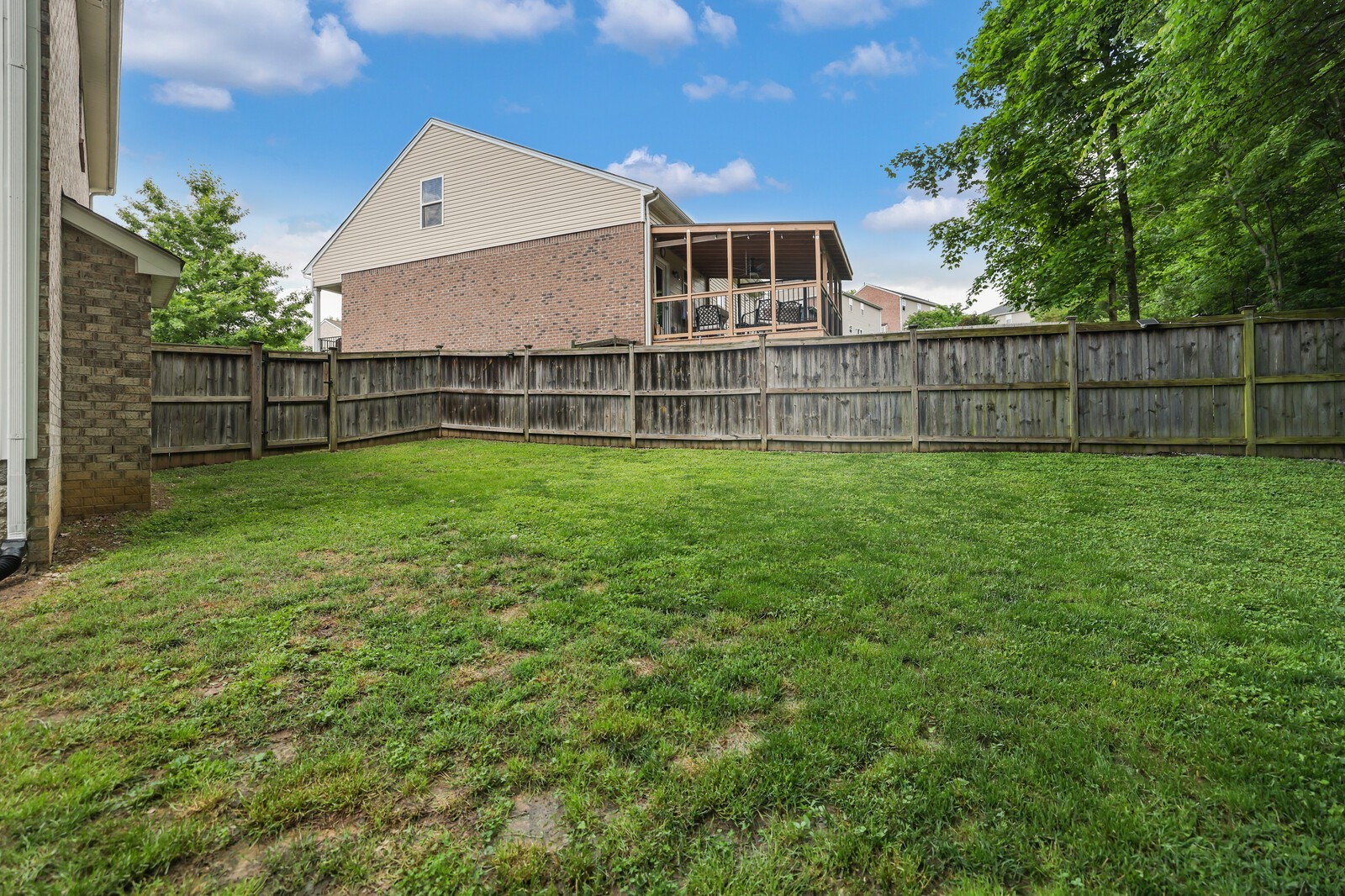 2725 Amber Crest Ct