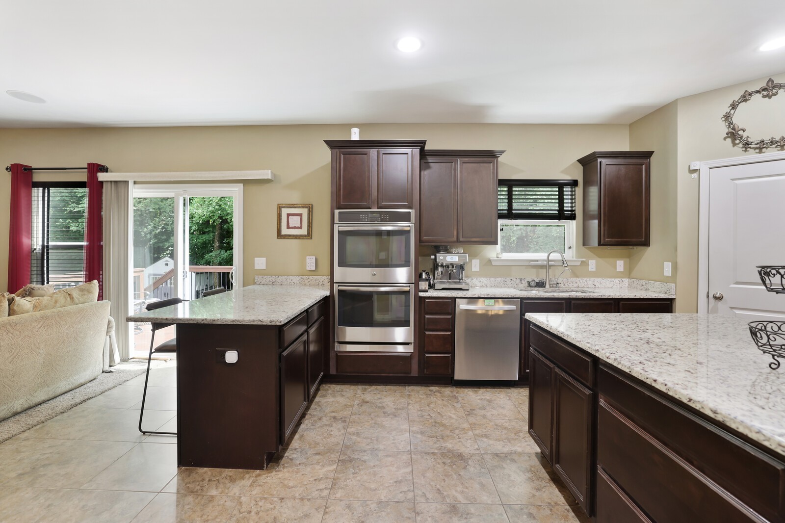 2725 Amber Crest Ct
