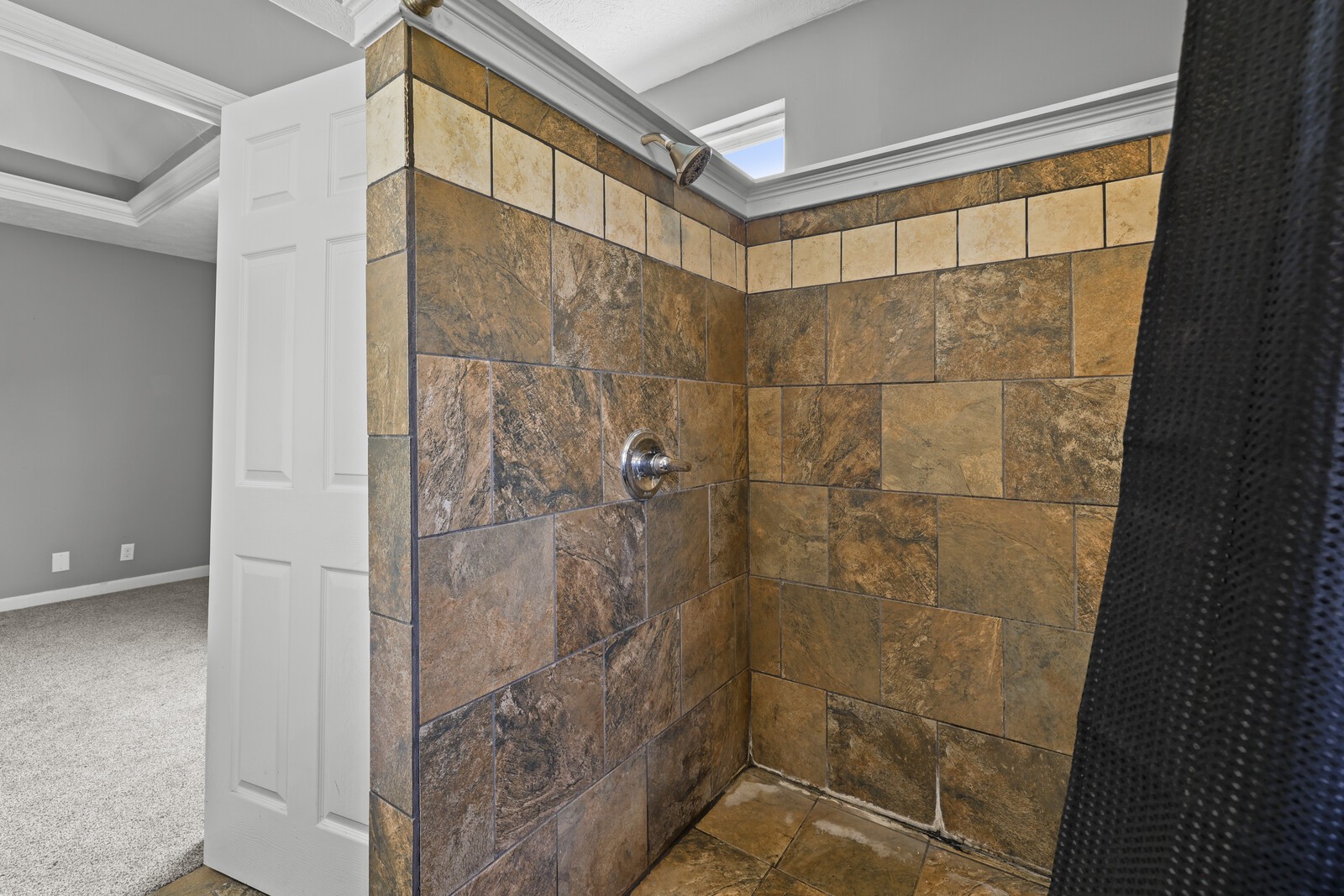 309 Sarah Ln