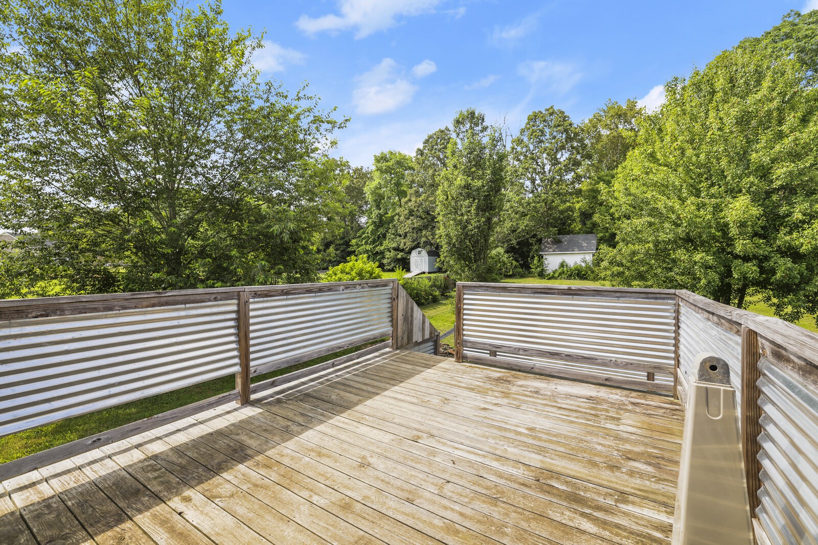 309 Sarah Ln
