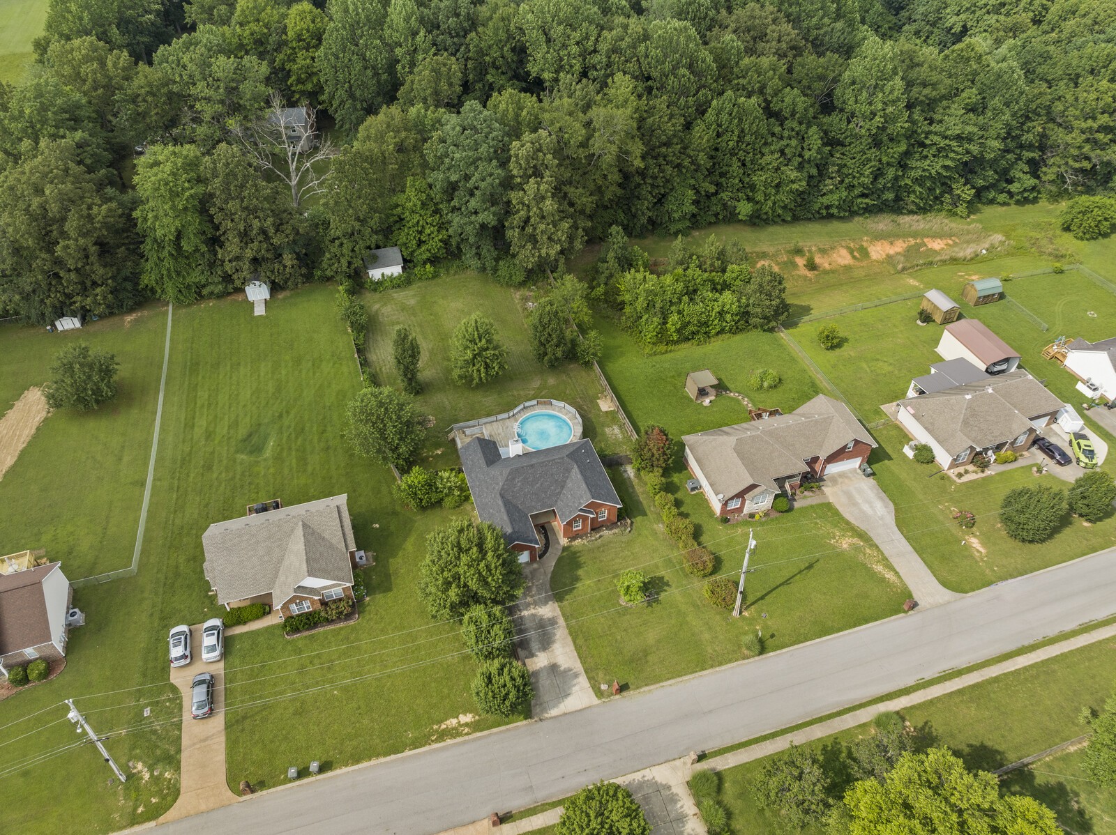 309 Sarah Ln
