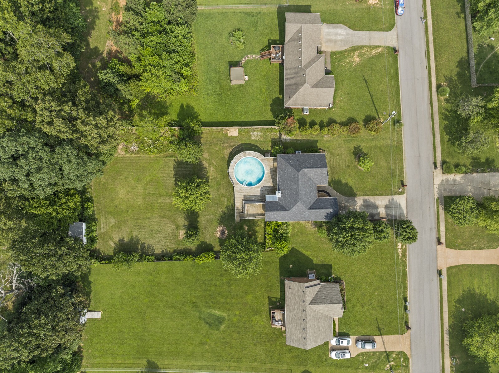 309 Sarah Ln