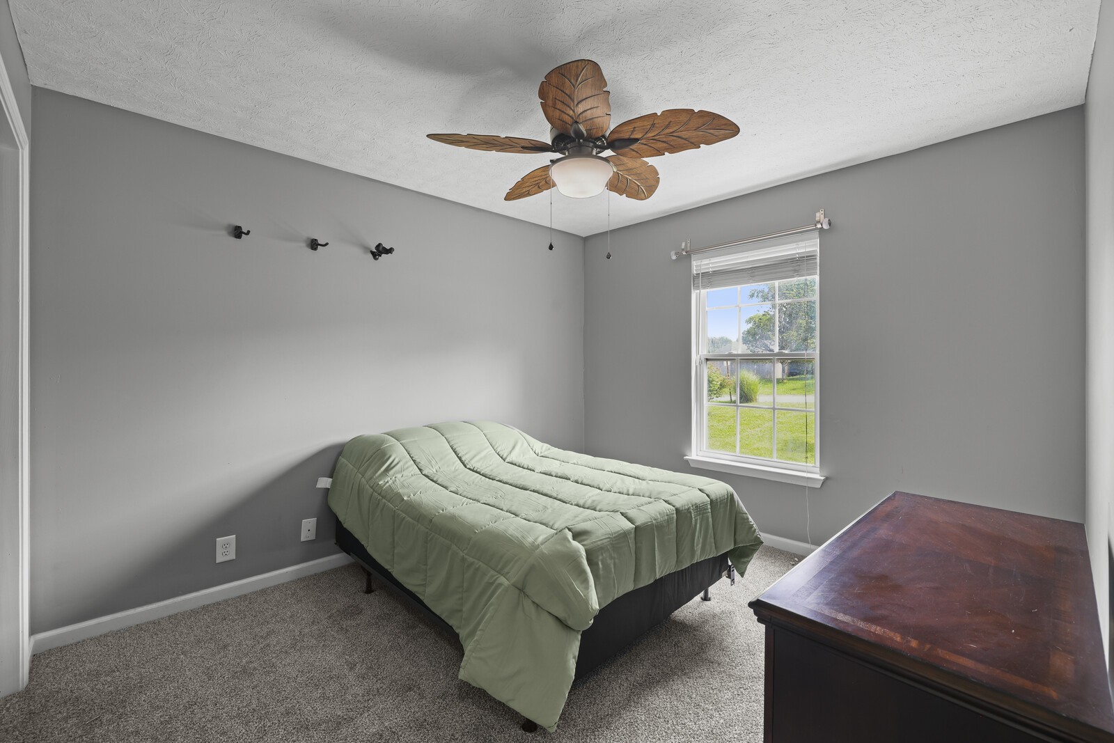 309 Sarah Ln