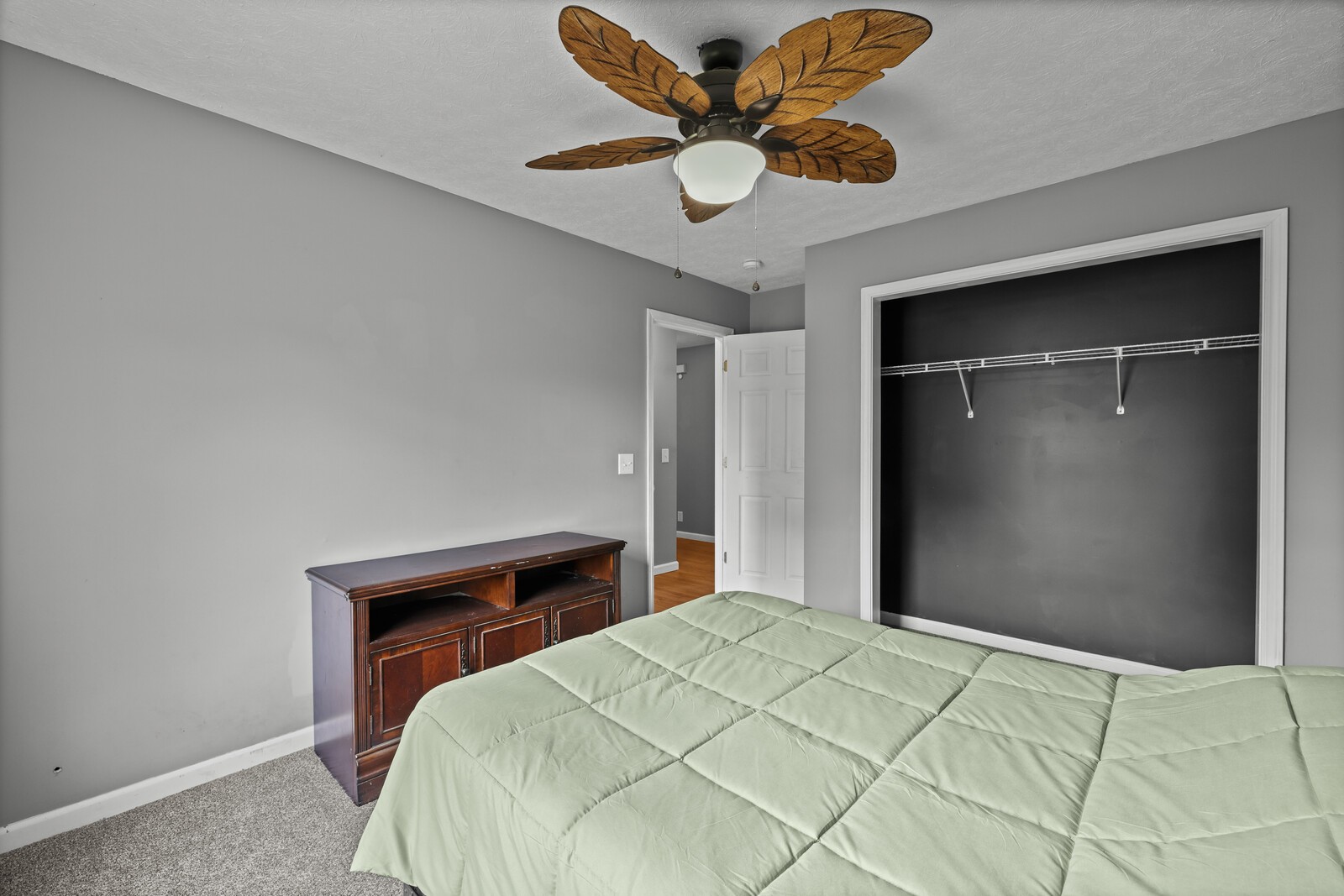 309 Sarah Ln