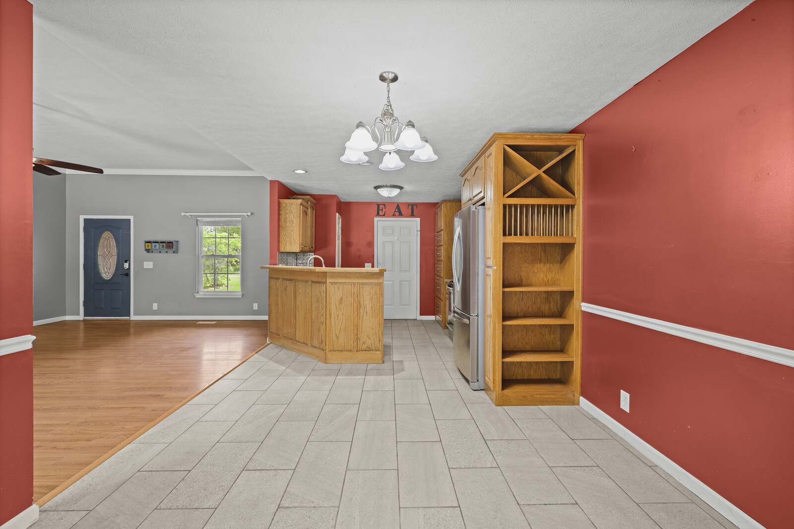 309 Sarah Ln