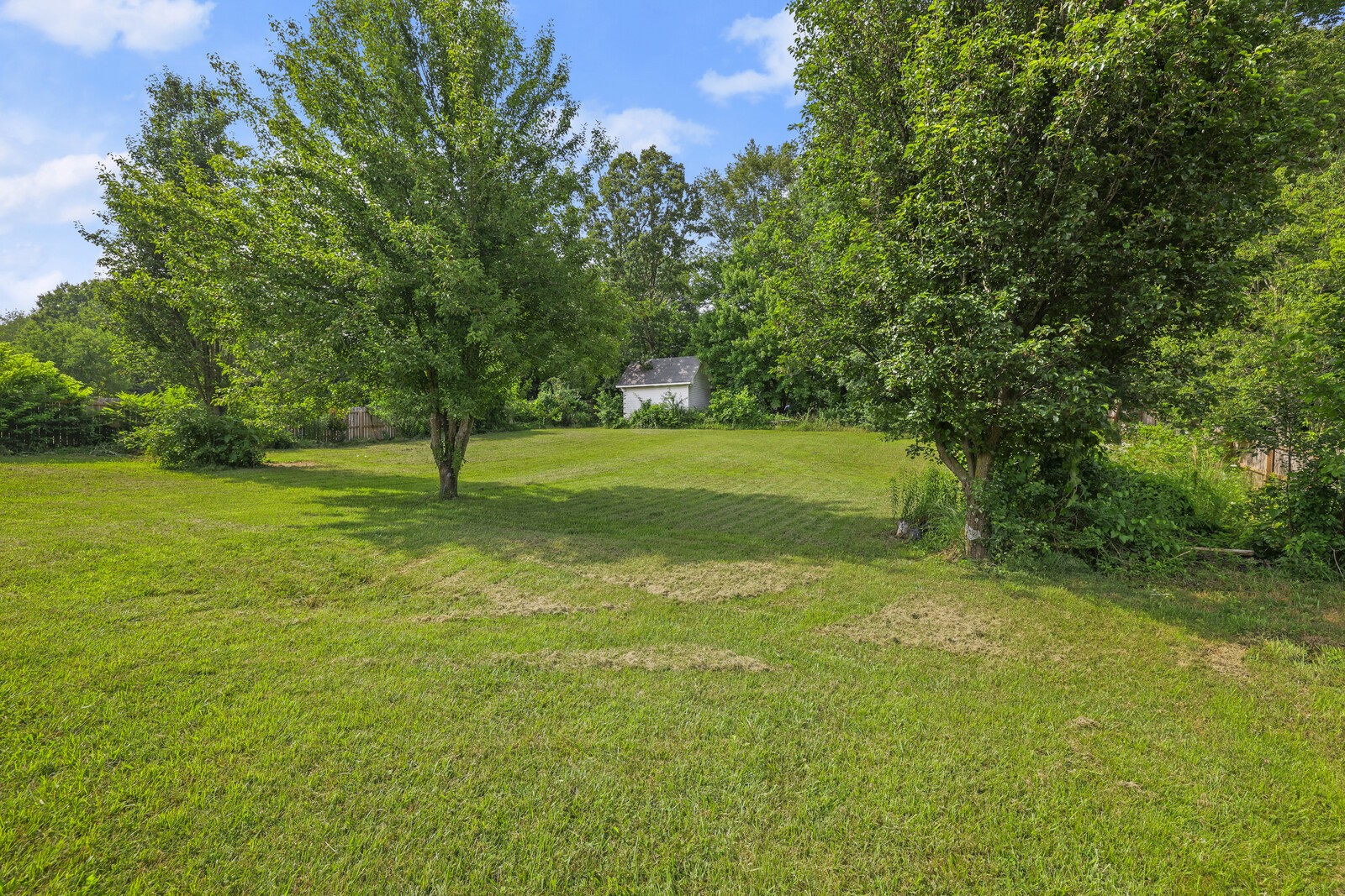 309 Sarah Ln