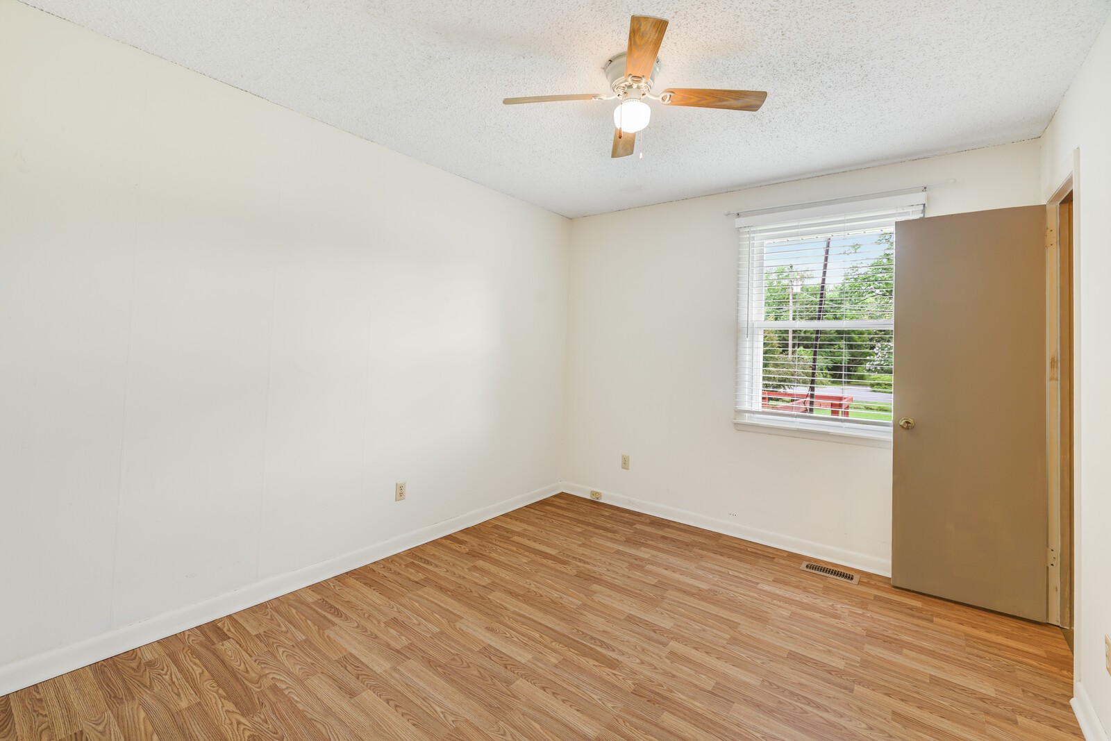 205 Cheatham Ave