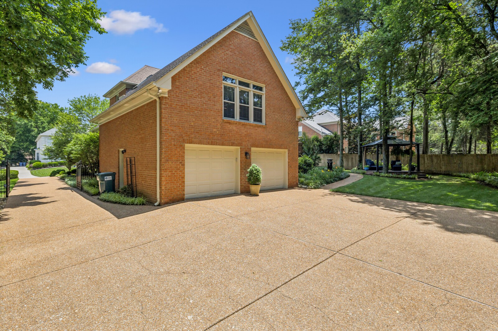 1727 Stillwater Cir