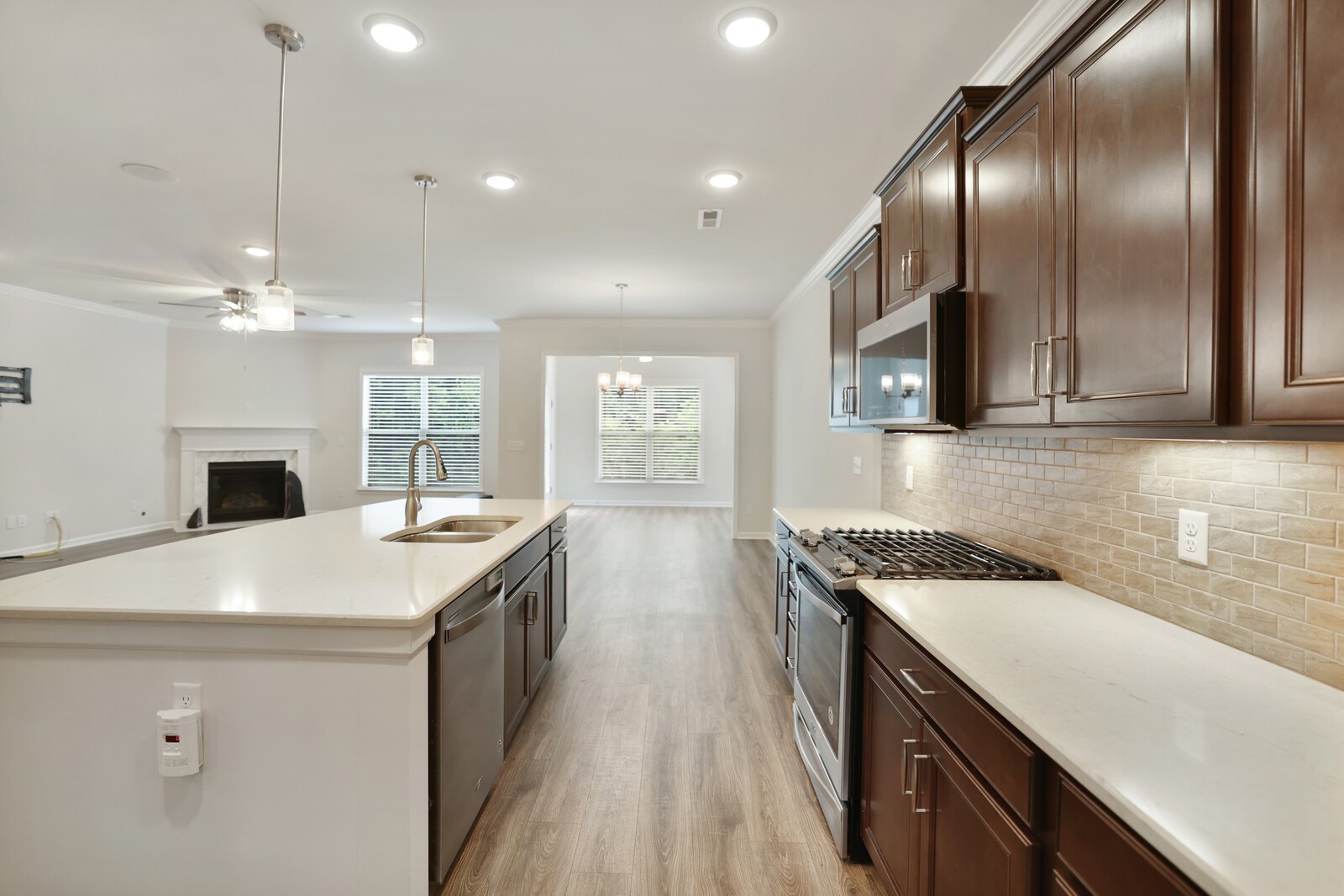 148 Macy Dr