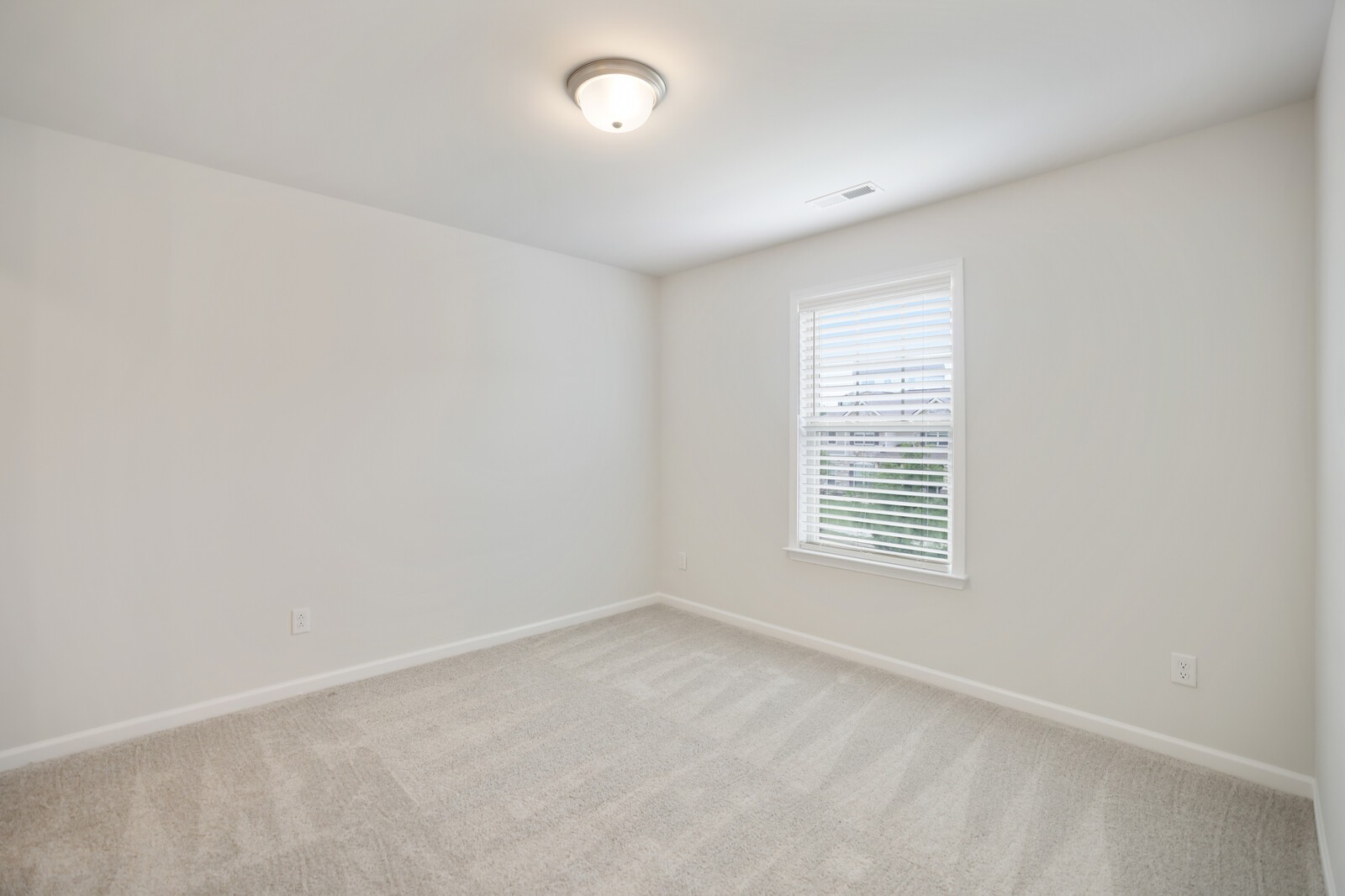 148 Macy Dr