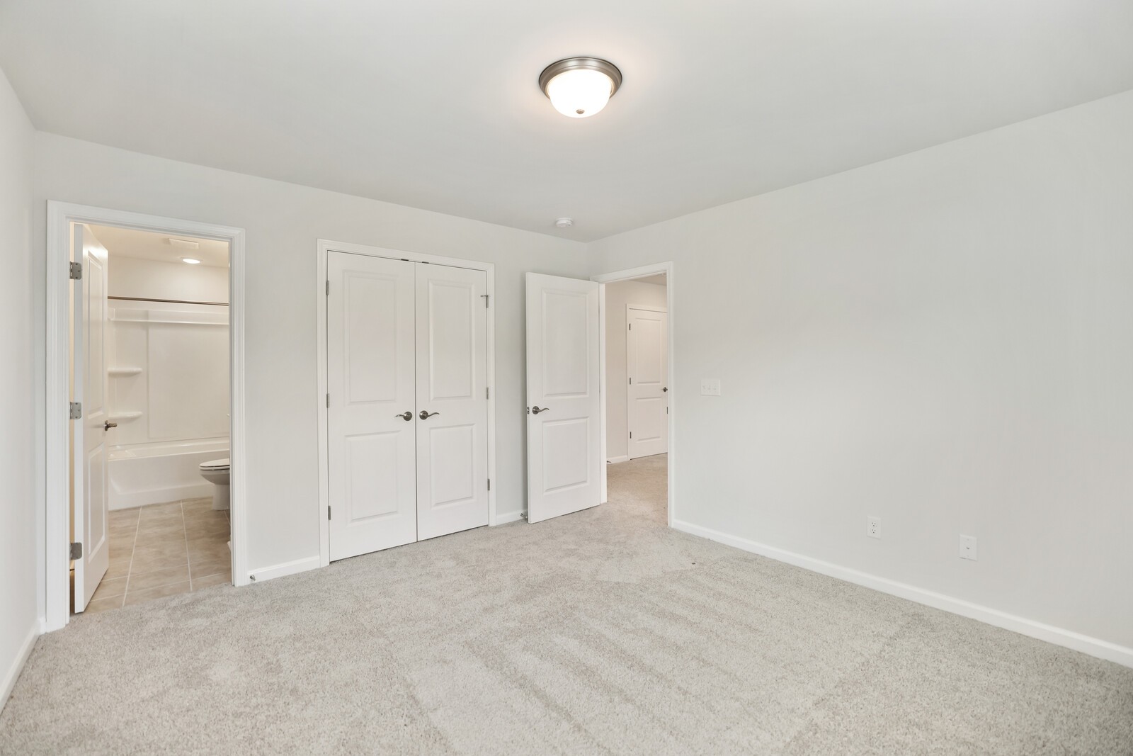 148 Macy Dr