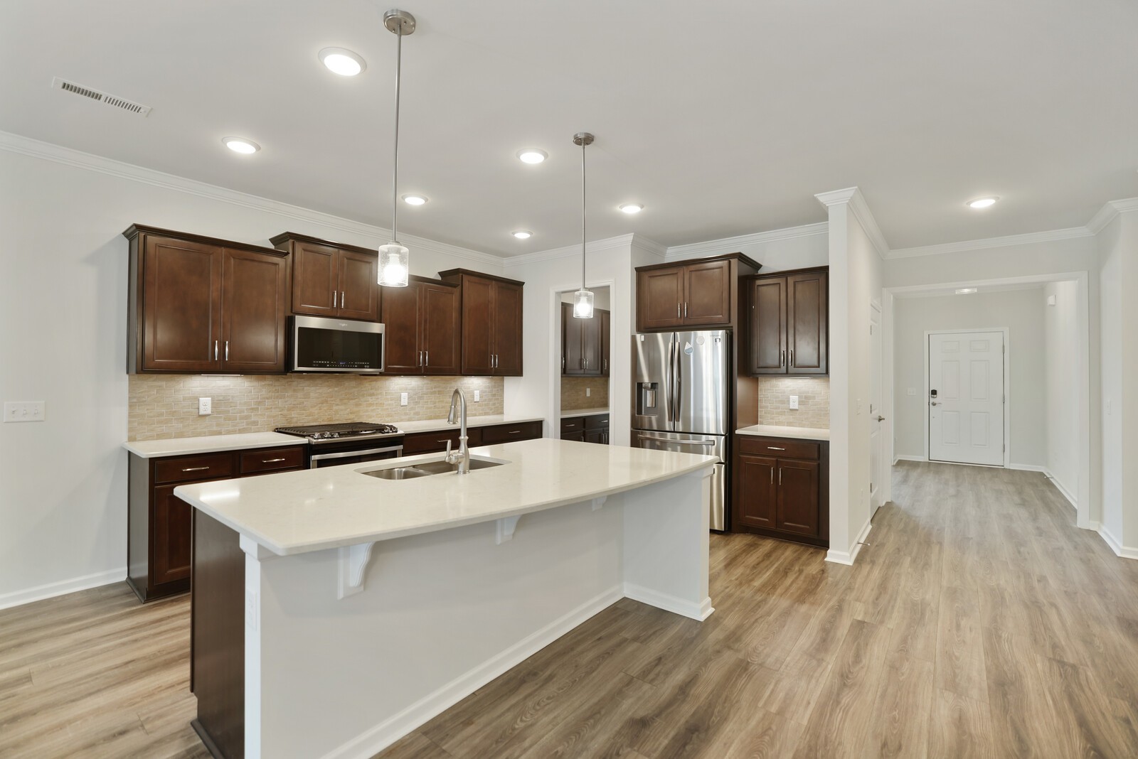 148 Macy Dr