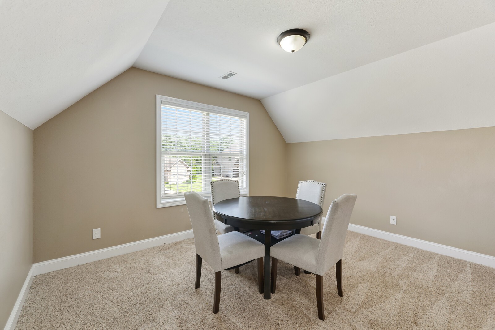148 Copperstone Dr