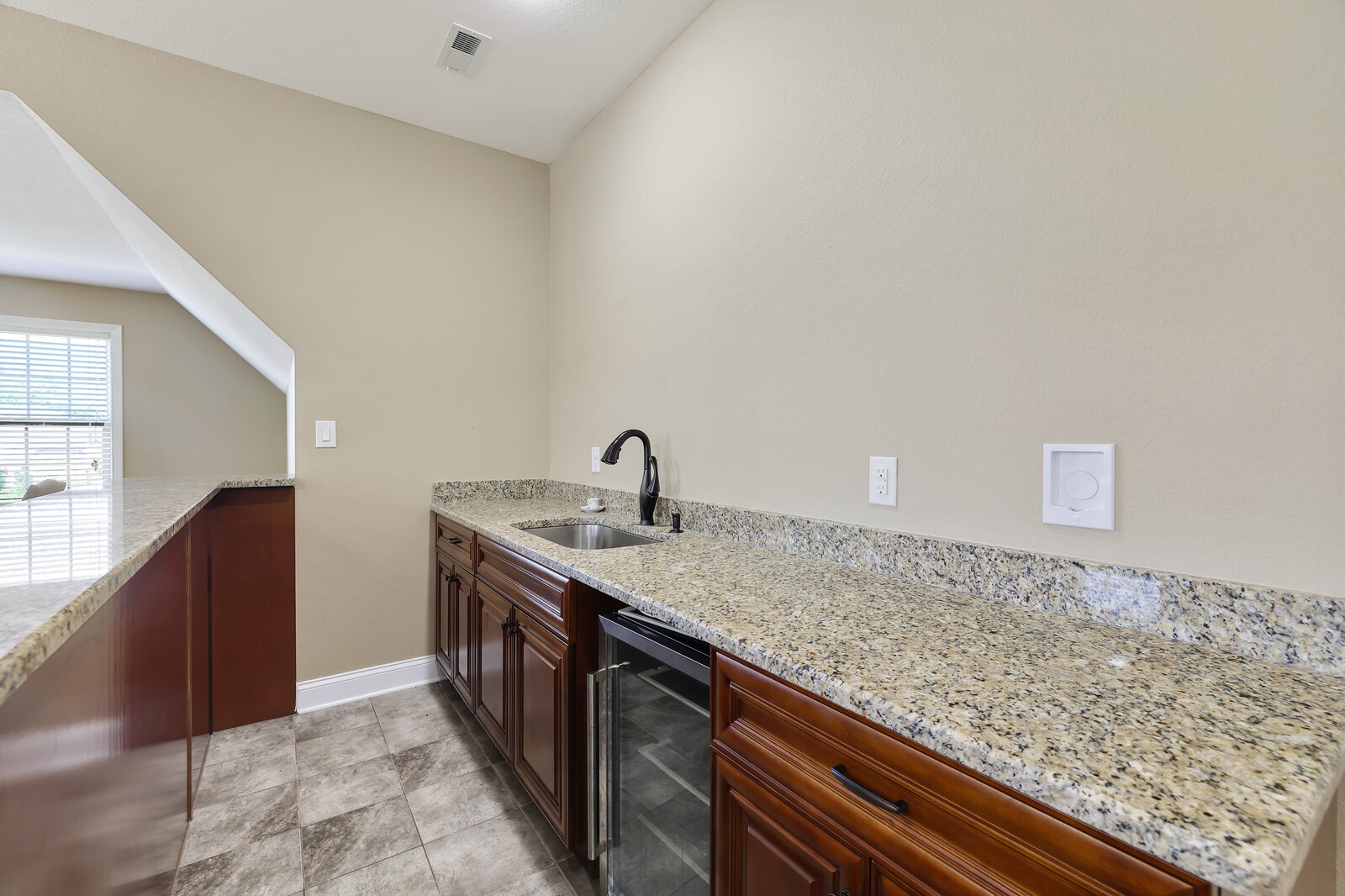 148 Copperstone Dr