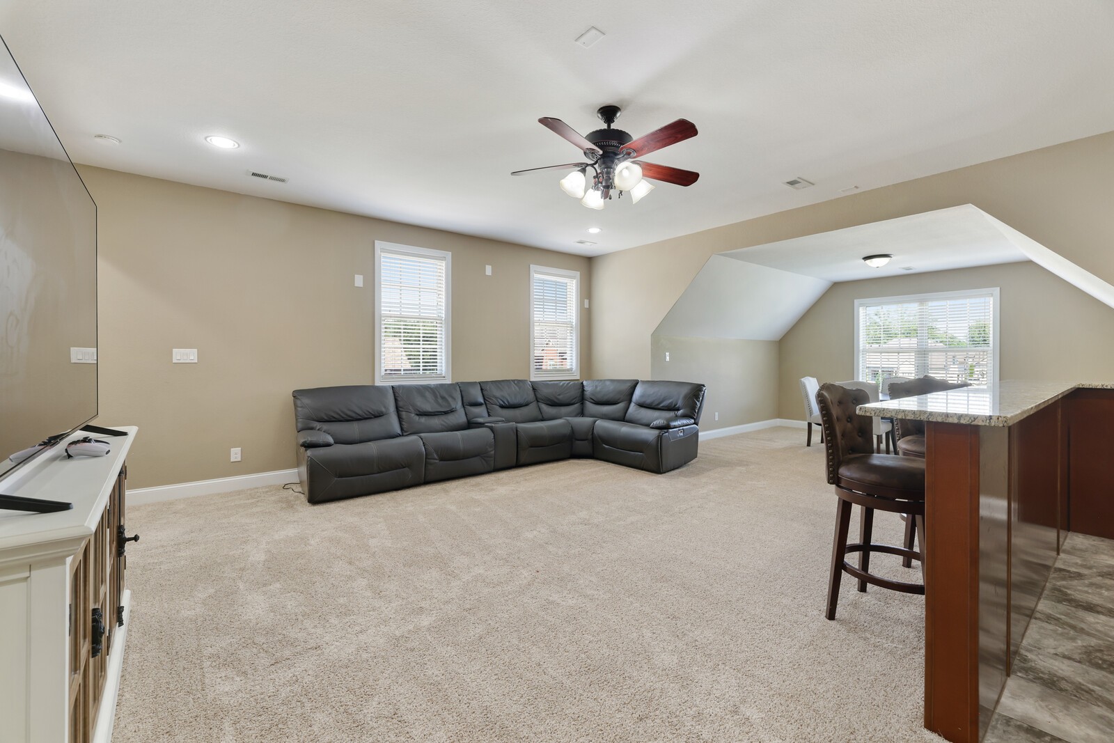 148 Copperstone Dr