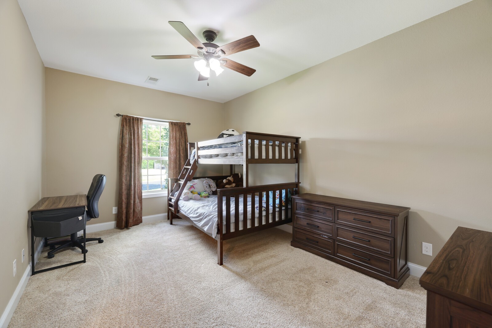148 Copperstone Dr