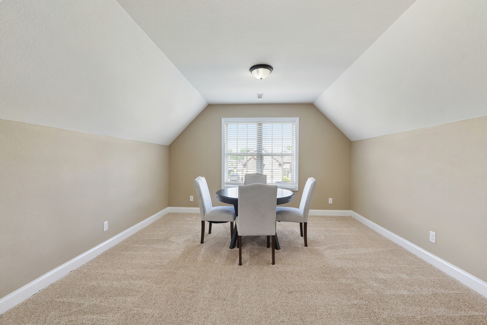 148 Copperstone Dr