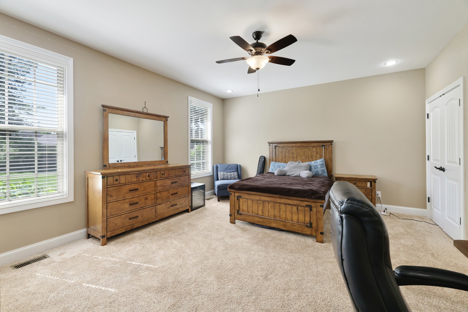 148 Copperstone Dr
