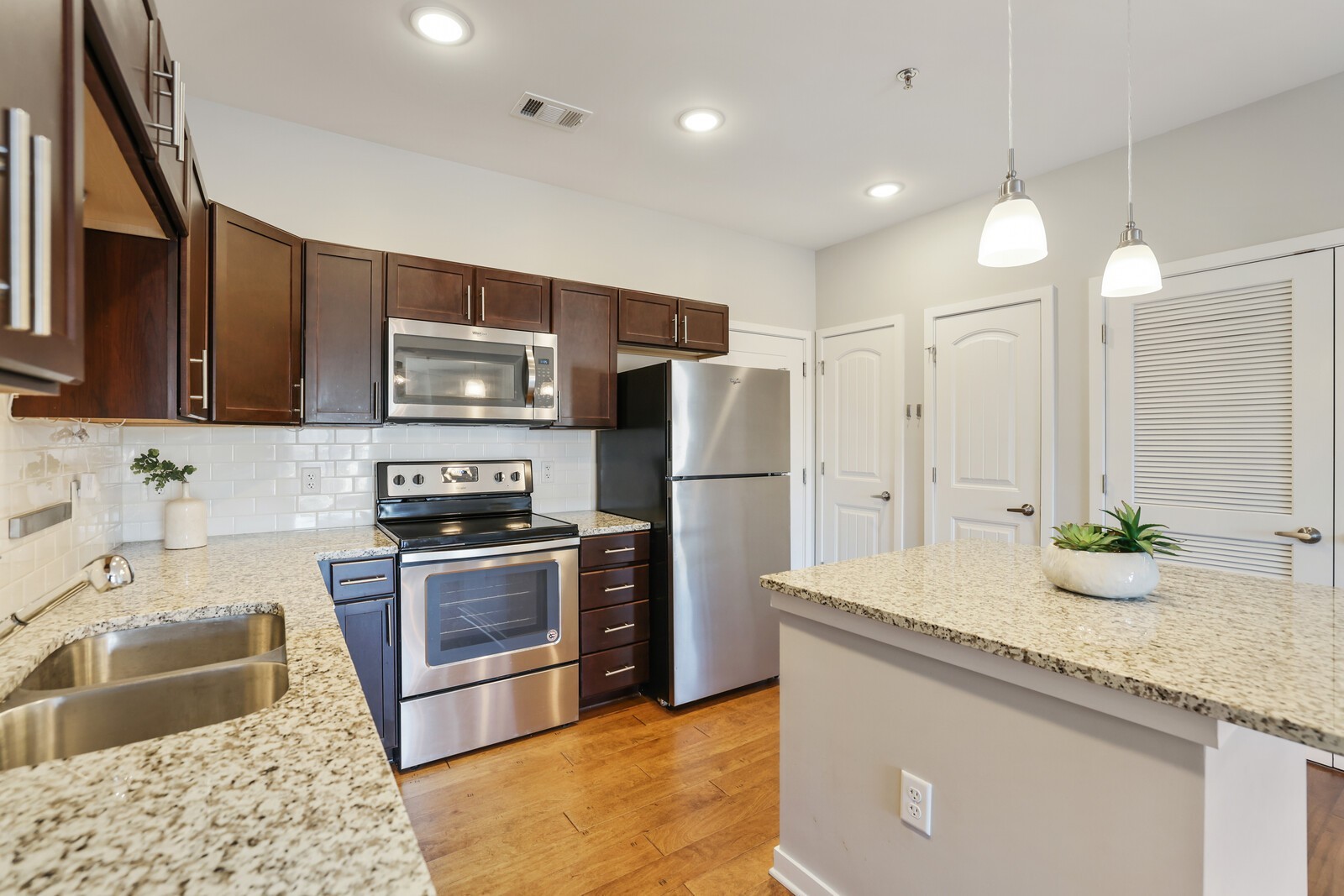 1122 Litton Avenue Unit: 313