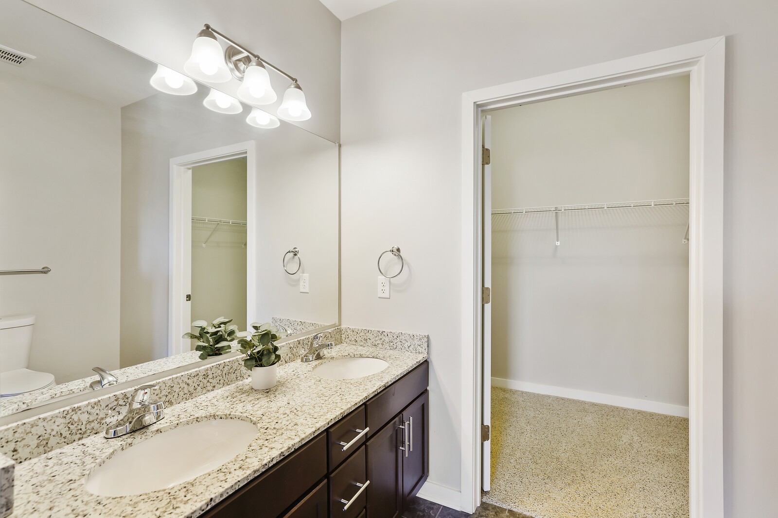 1122 Litton Avenue Unit: 313