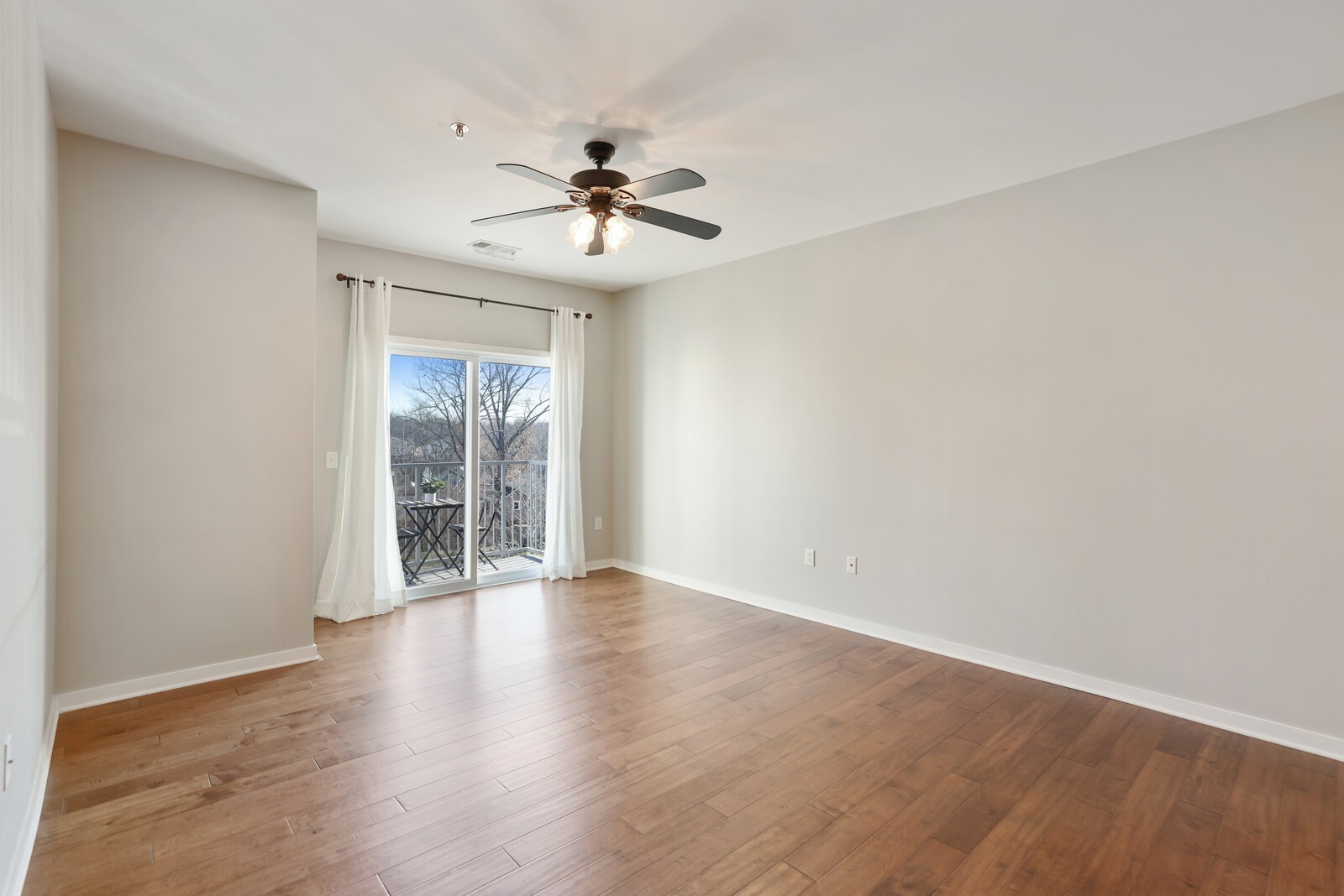 1122 Litton Avenue Unit: 313
