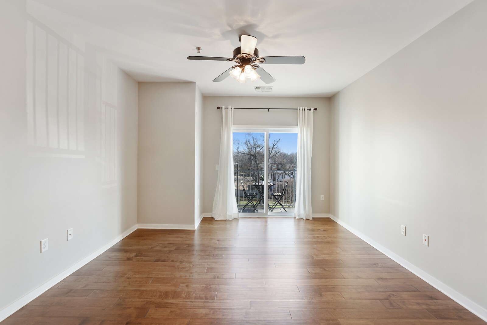 1122 Litton Avenue Unit: 313
