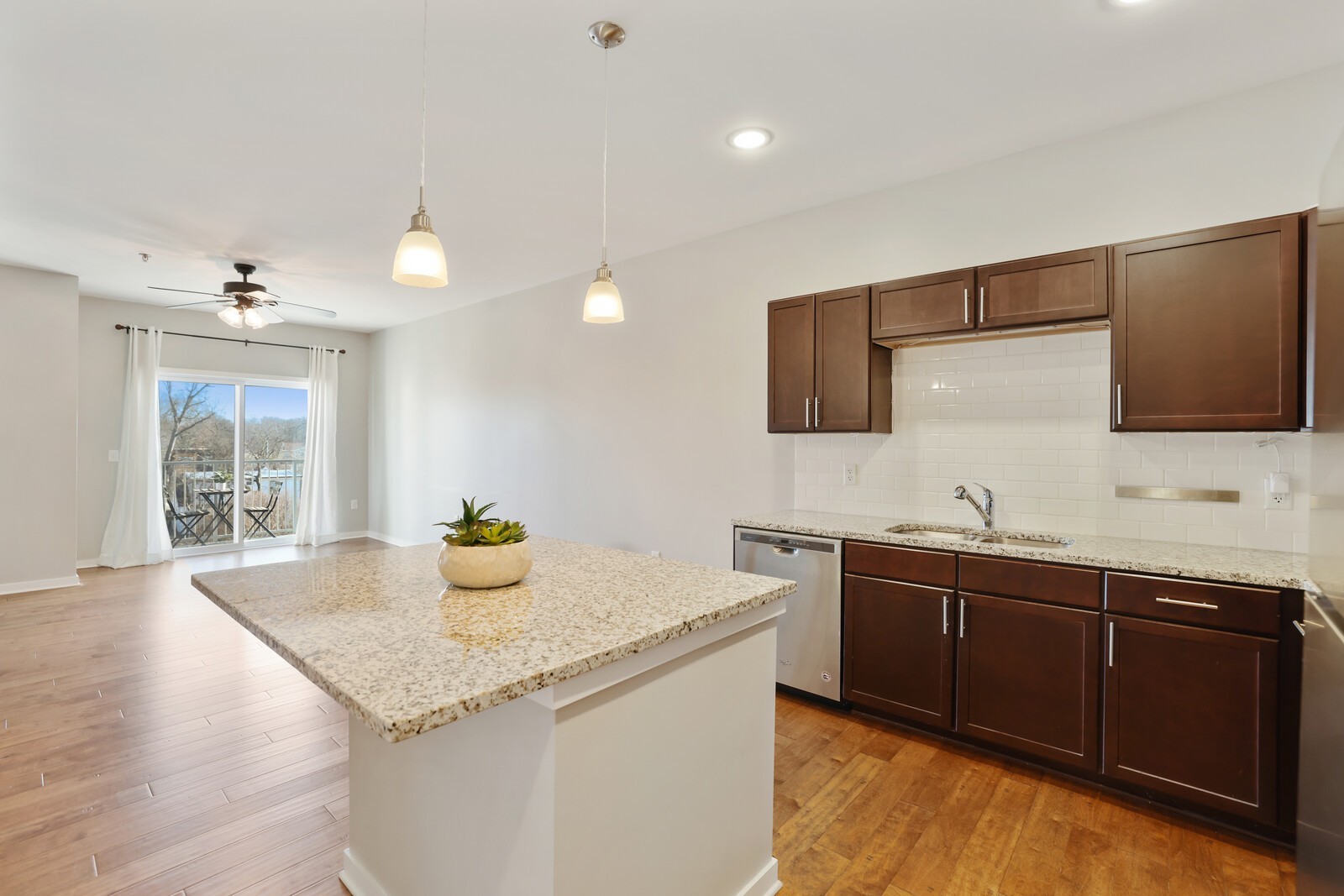 1122 Litton Avenue Unit: 313