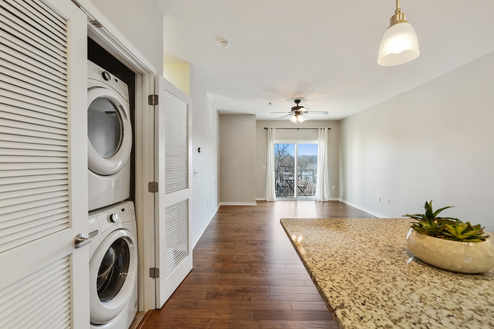 1122 Litton Avenue Unit: 313