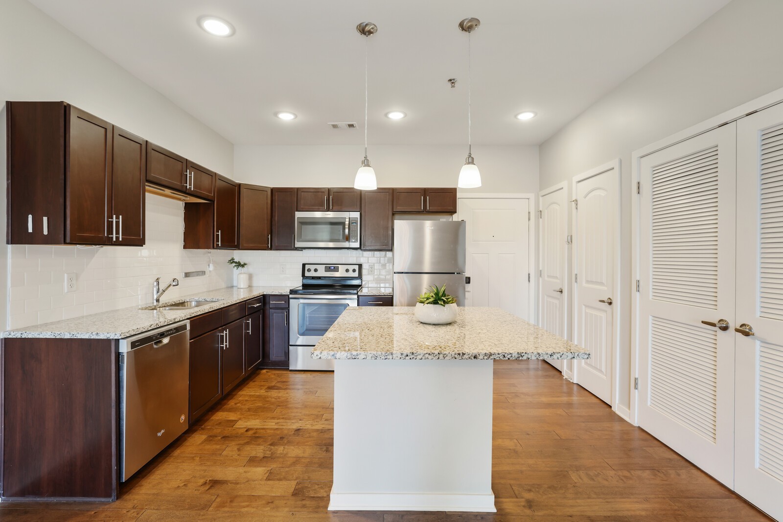 1122 Litton Avenue Unit: 313