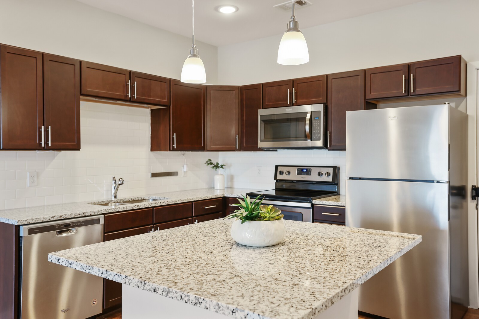 1122 Litton Avenue Unit: 313