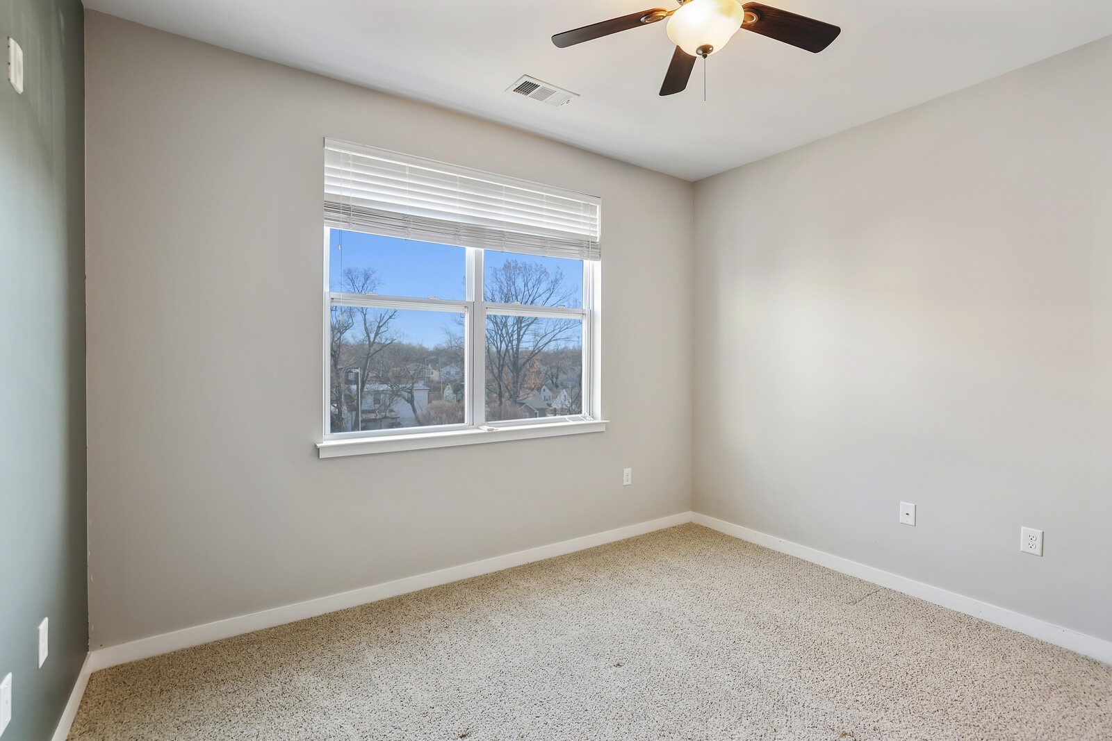 1122 Litton Avenue Unit: 313