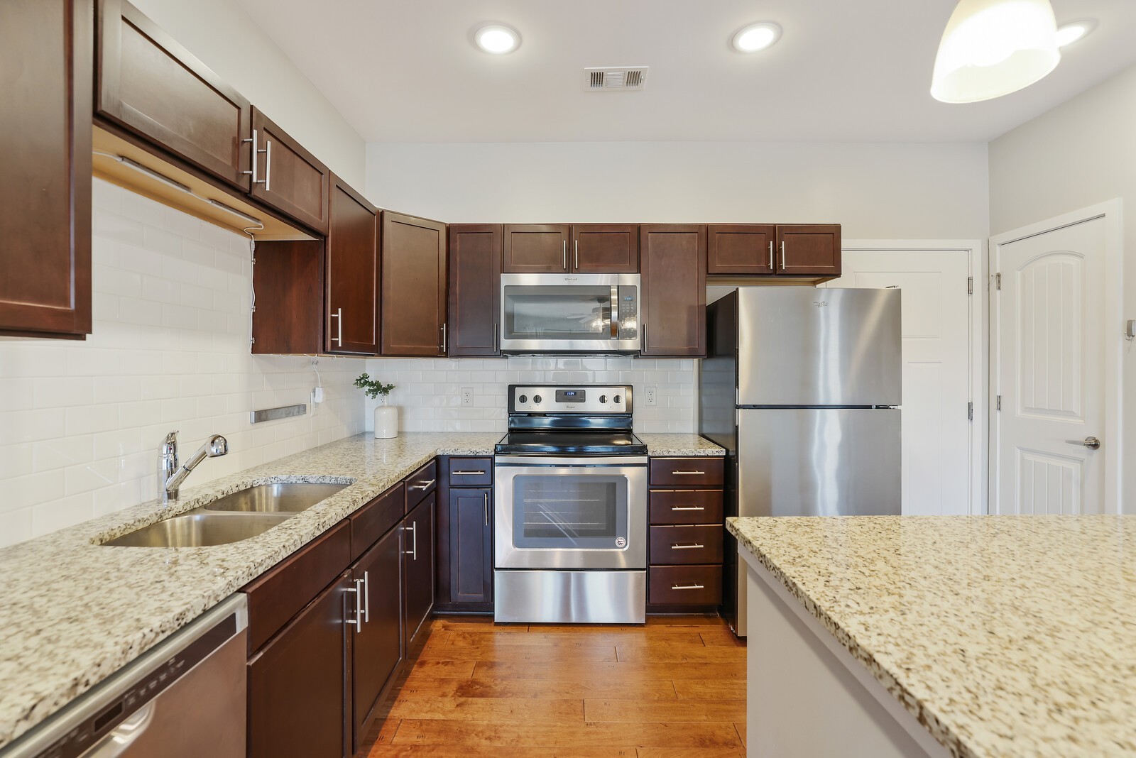 1122 Litton Avenue Unit: 313