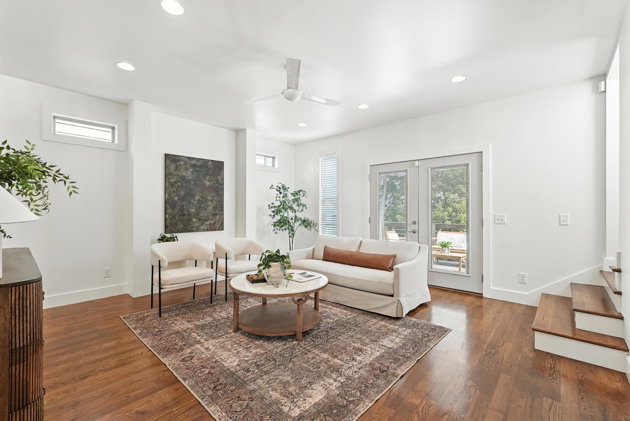 1119B Granada Ave