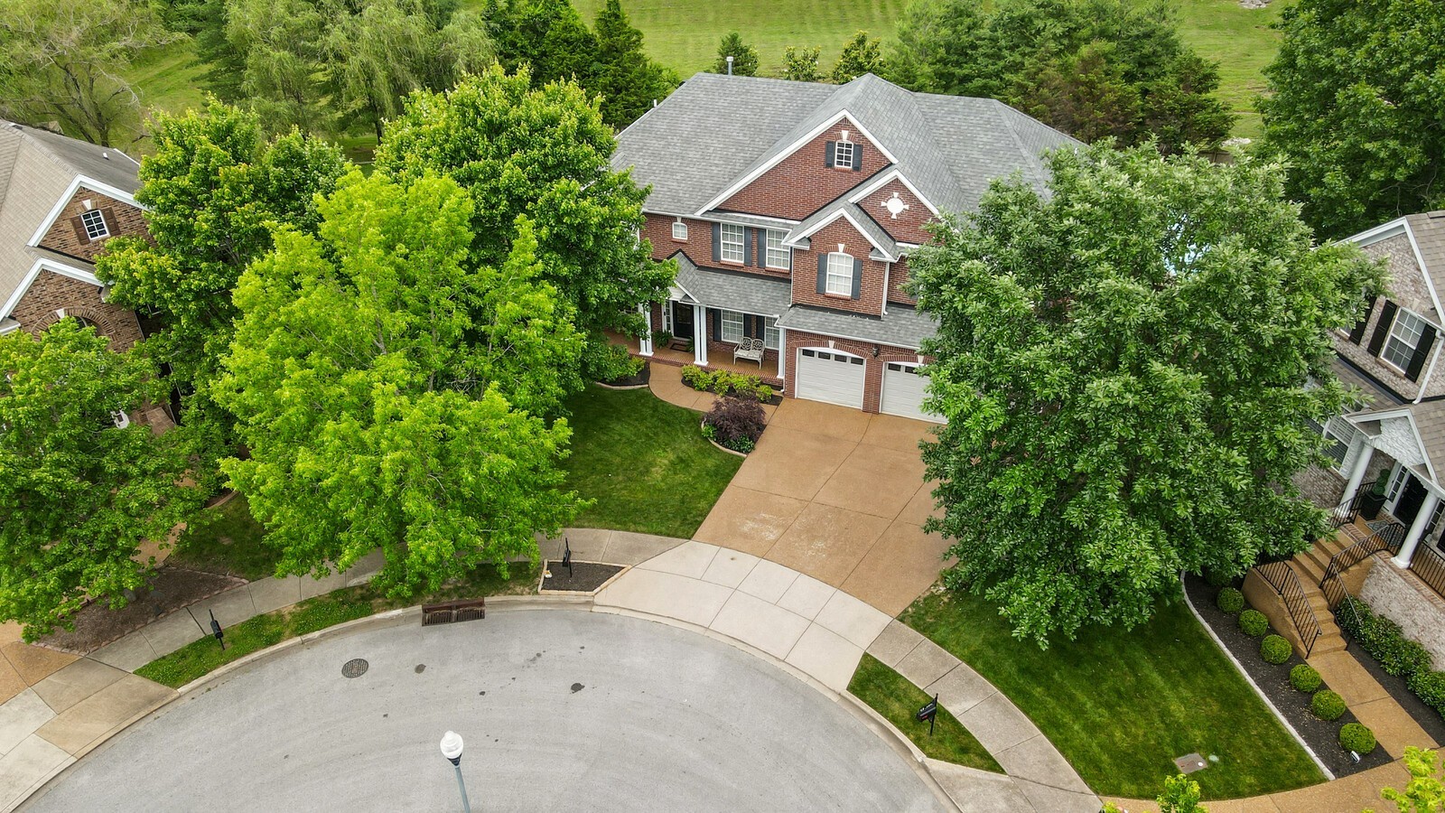 1209 Firth Ct