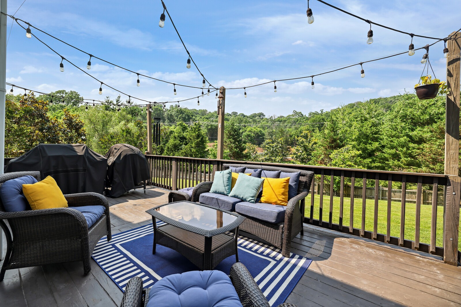 1209 Firth Ct