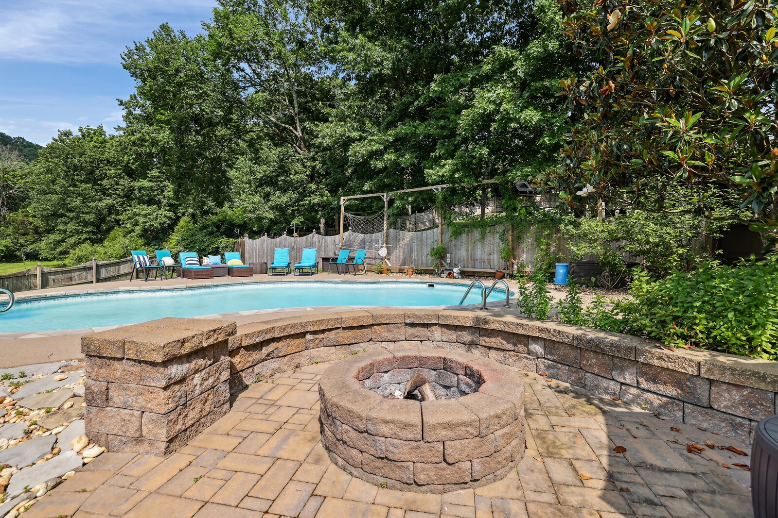 1209 Firth Ct