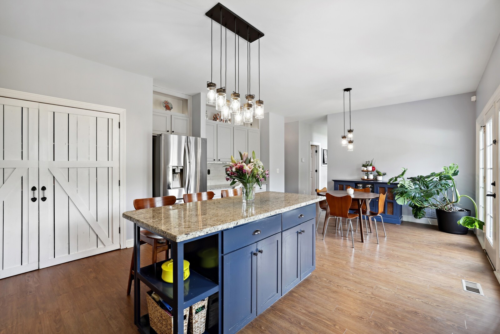 1209 Firth Ct