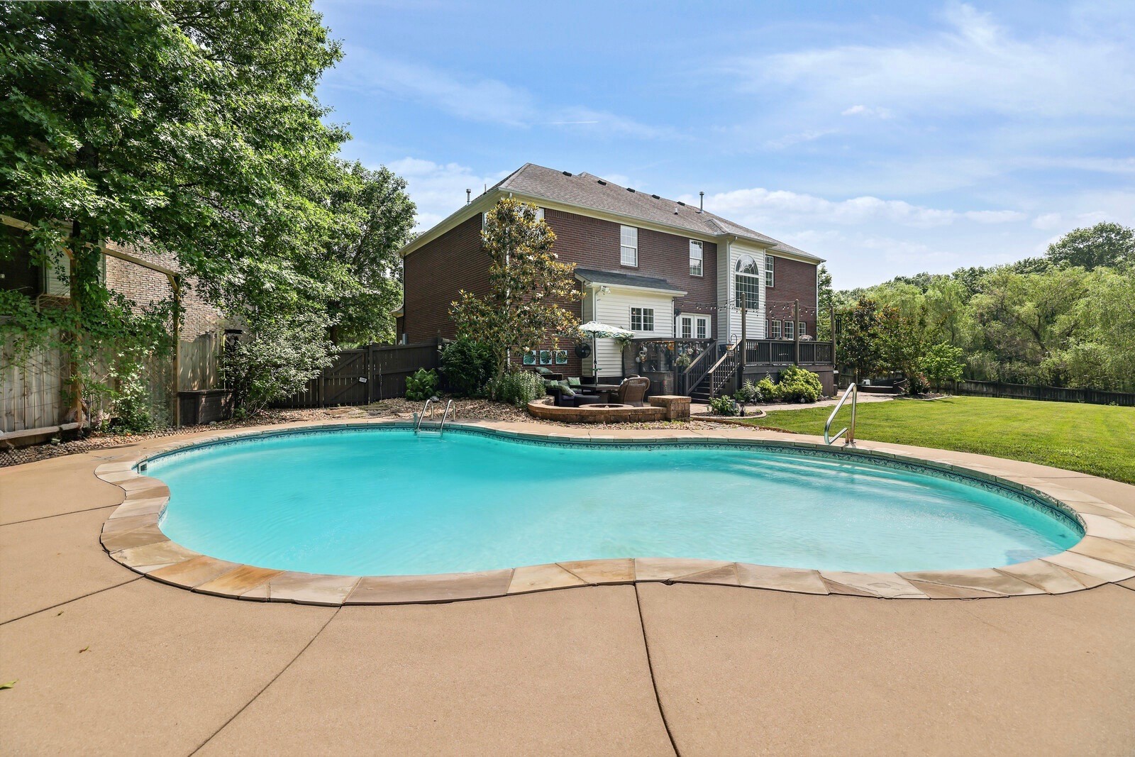1209 Firth Ct
